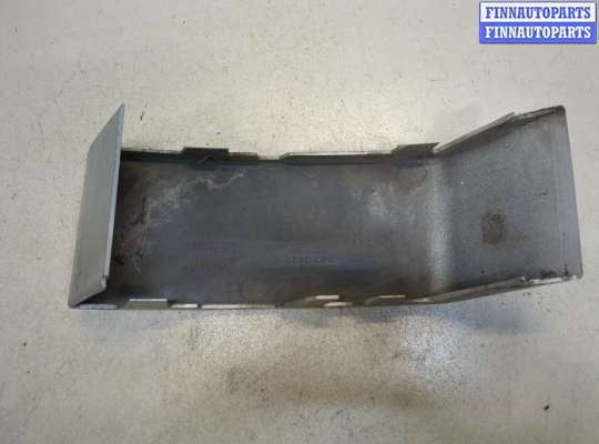 купить Накладка под фонарь на Volvo XC90 2002-2014