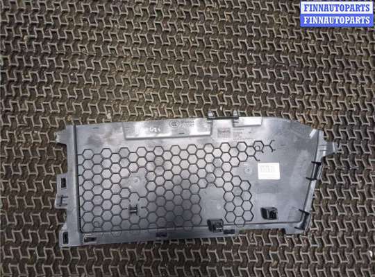 купить Пластик центральной консоли на Volvo XC90 2014-2019