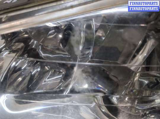 Фара передняя на Peugeot 206