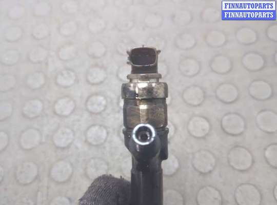 Форсунка топливная на Toyota RAV4 III (XA30)