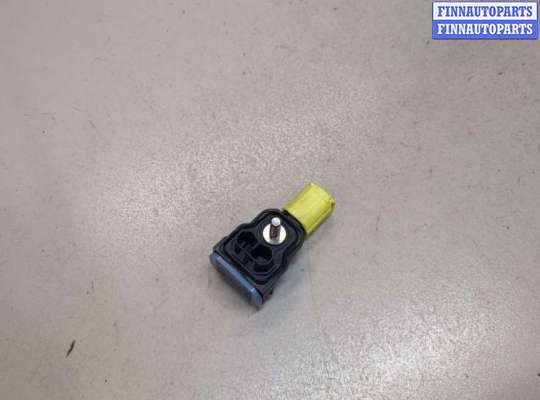 купить Датчик удара на Toyota C-HR 2016-2023