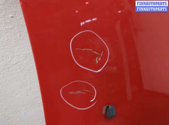 Капот на Volvo C30