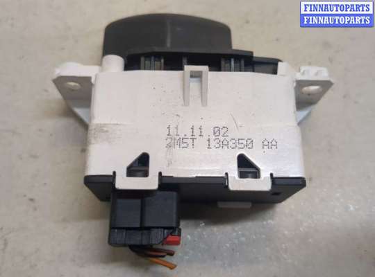 Кнопка аварийной остановки на Ford Focus I