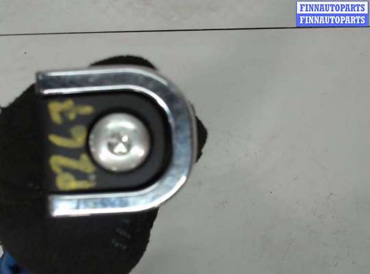 купить Кронштейн крышки багажника на Land Rover Discovery Sport 2014-2022