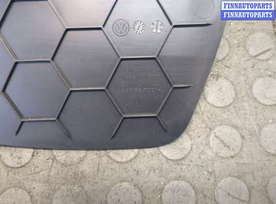 купить Пластик центральной консоли на Volkswagen Golf 7 2012-2020