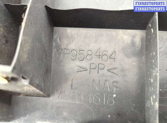 купить Пластик (Обшивка) моторного отсека на Mitsubishi Outlander 2003-2009