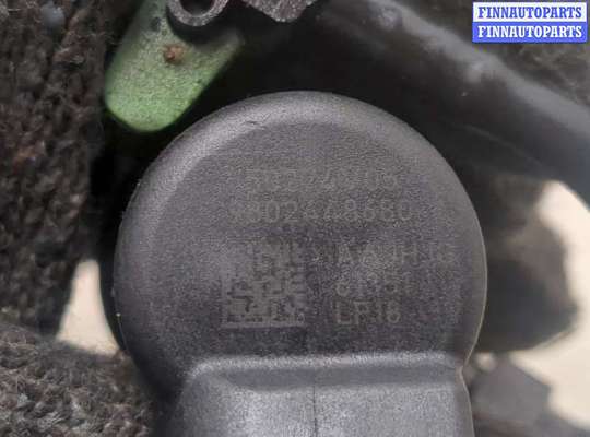 Форсунка топливная на Ford Focus III