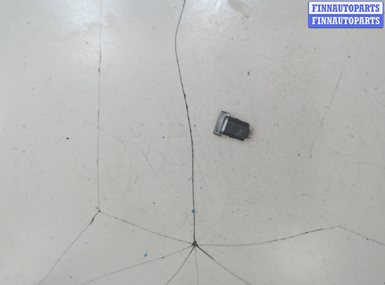 купить Кнопка аварийки на Ford Focus 2 2008-2011