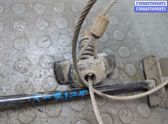 Кронштейн запасного колеса на Nissan Pathfinder IV (R52)