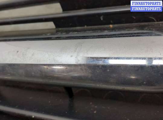 купить Решетка радиатора на Honda CR-V 2001-2006