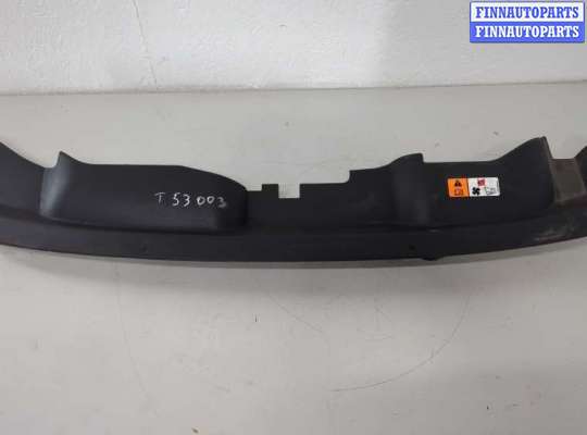 купить Накладка замка капота на Ford Kuga 2008-2012