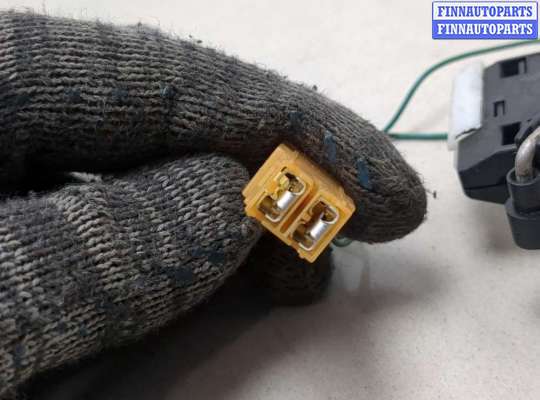 купить Датчик уровня топлива на Audi Q7 2005-2015