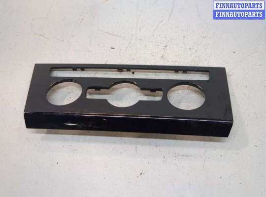 купить Рамка под переключатель отопителя на Volkswagen Jetta 7 2018-2024