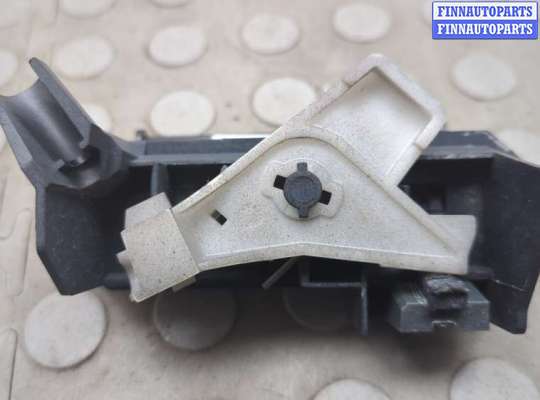 Ручка крышки багажника (задней двери) на Toyota Corolla 9 (E120)