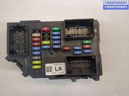 Блок предохранителей CD74956 на Chevrolet Tahoe 2006-2014