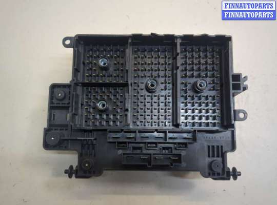 купить Блок предохранителей на Hummer H2