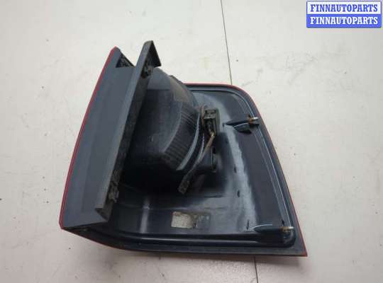 купить Фонарь (задний) на Lincoln Navigator 2002-2006