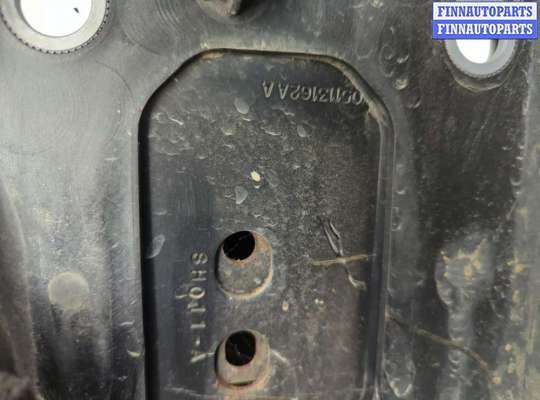 купить Рамка передняя (телевизор) на Chrysler Voyager 2007-2010