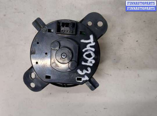 купить Кнопка включения полного привода на Peugeot 4007 2007-2012