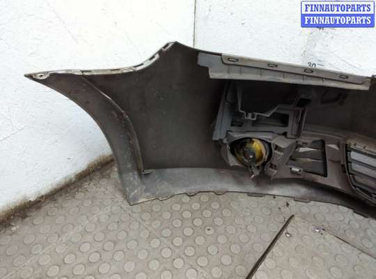 купить Заглушка (решётка) бампера на Volkswagen Golf 6 2008-2012