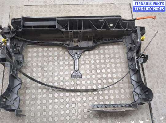 Панель передняя (телевизор) на Volkswagen Tiguan I (5N)