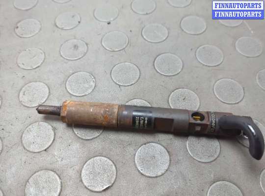 купить Форсунка топливная на Renault Megane 2 2002-2009