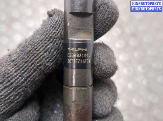 Форсунка топливная на Renault Clio III