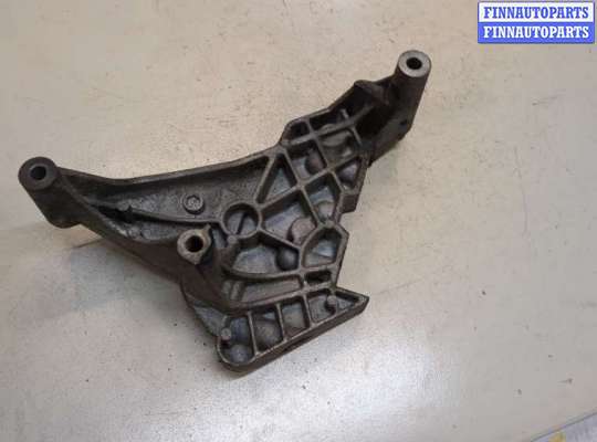 Кронштейн ДВС (лапа) на Volkswagen Touran I (1T)