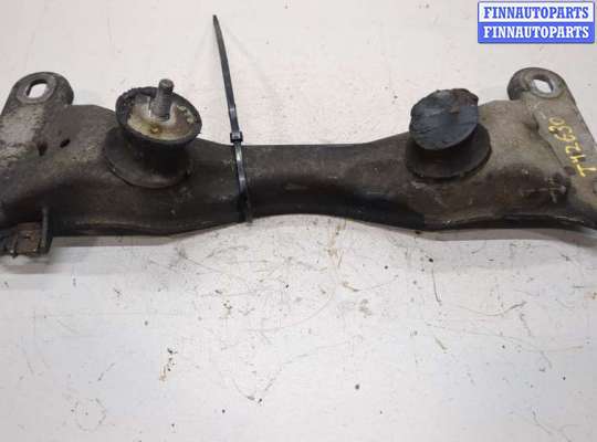 купить Кронштейн КПП на BMW 1 E87 2004-2011