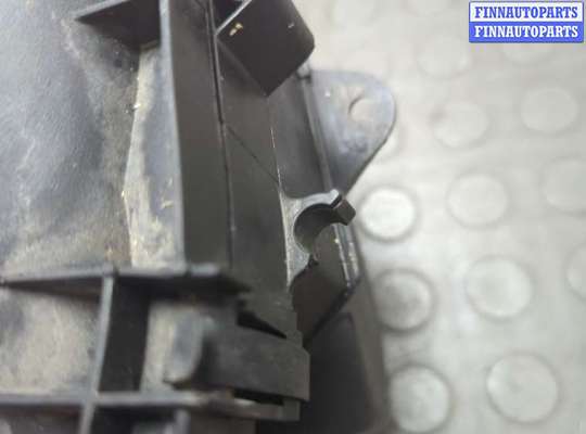 Корпус воздушного фильтра на Peugeot 3008 I