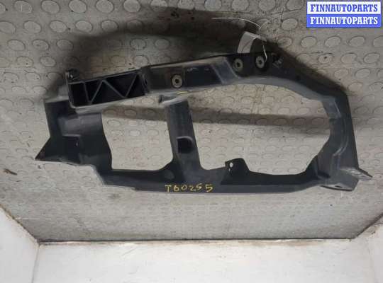 Кронштейн фары MT571228 на Mitsubishi Colt 2002-2012