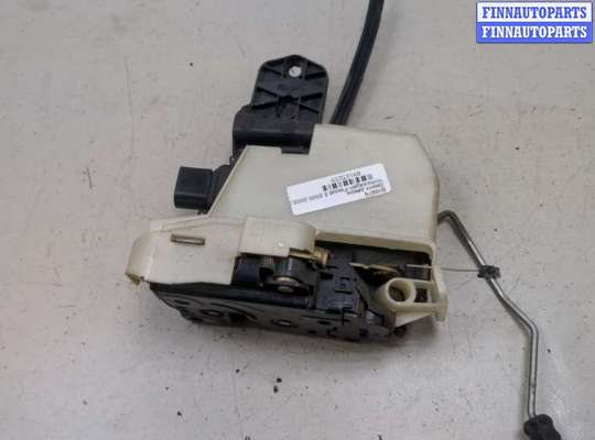 Замок боковой двери на Volkswagen Passat B5+ (3B, GP)