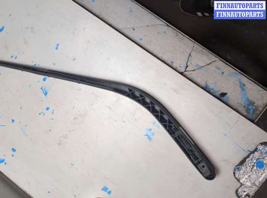 купить Щеткодержатель на Nissan Primera P12 2002-2008