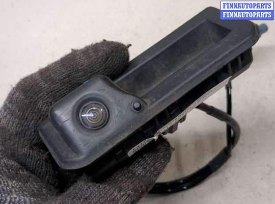 купить Кнопка открывания багажника с крышки на Audi Q5 2017-2024