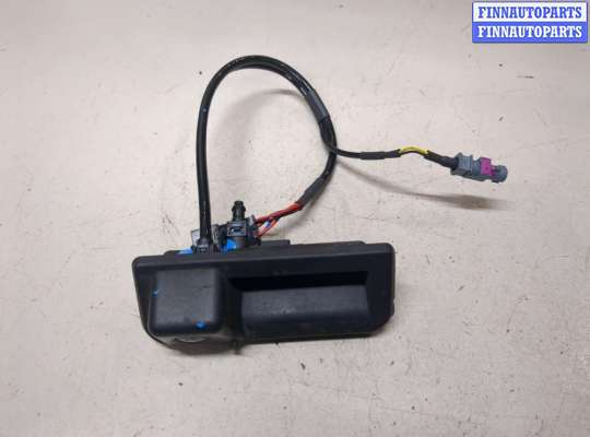 купить Кнопка открывания багажника с крышки на Audi Q5 2017-2024