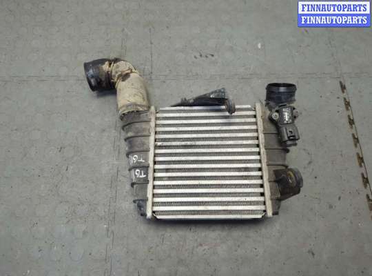 Радиатор интеркулера SK524712 на Skoda Fabia 2007-2014