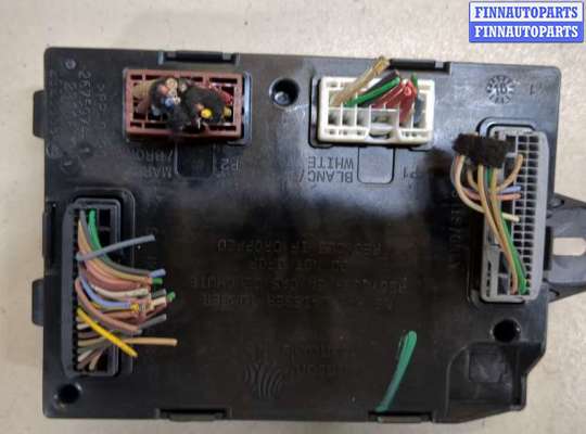 купить Блок комфорта на Renault Trafic 2014-2025