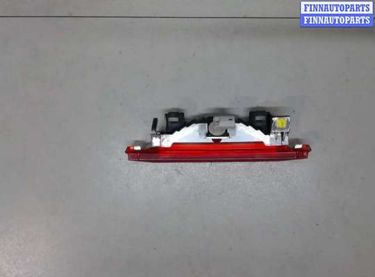 купить Фонарь дополнительный (стоп-сигнал) на Toyota Yaris 1999-2006
