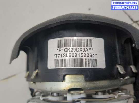 Подушка безопасности водителя (AirBag) на Dodge Grand Caravan V (RT)