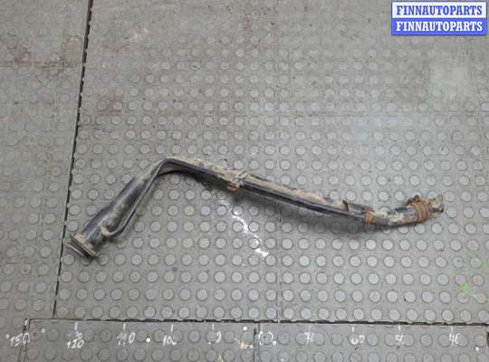 Горловина топливного бака