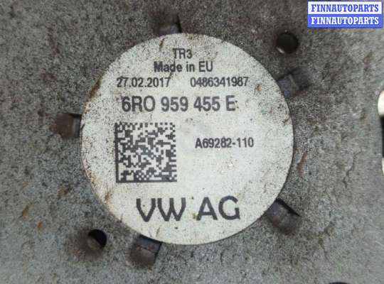 купить Вентилятор радиатора на Volkswagen Polo 2014-