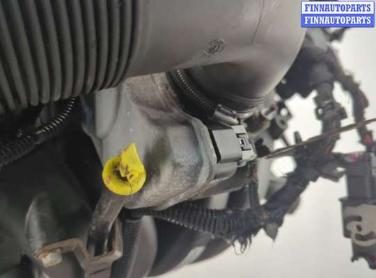 Рампа (рейка) топливная на Opel Zafira B