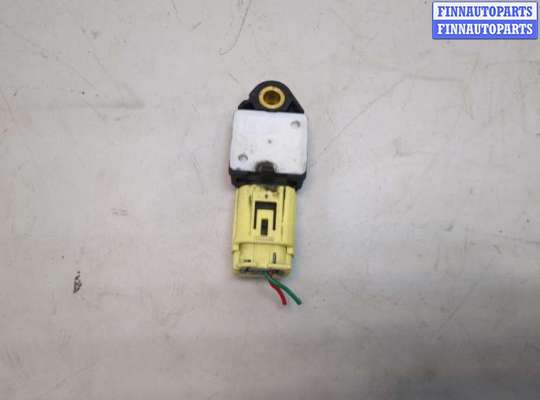 купить Датчик удара на Toyota Camry V40 2006-2011