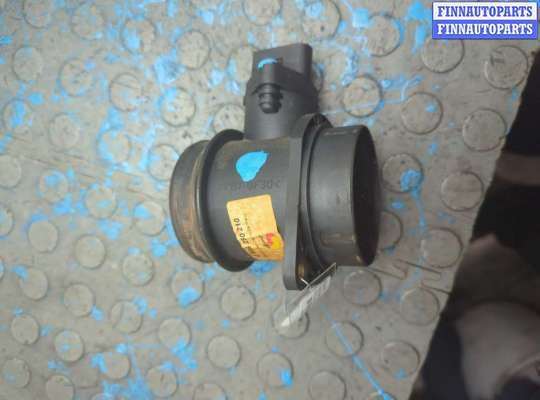 купить Измеритель потока воздуха (расходомер) на Volkswagen Passat 5 1996-2001