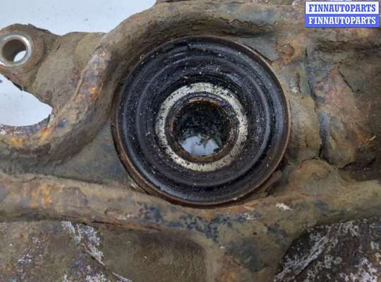 купить Ступица (кулак, цапфа) на Suzuki Grand Vitara 1997-2006