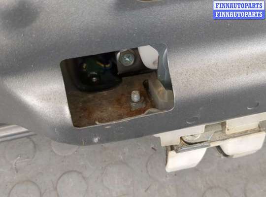 купить Крышка (дверь) багажника на Suzuki Swift 2003-2011
