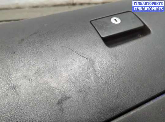 купить Бардачок (вещевой ящик) на Volkswagen Golf 4 1997-2005