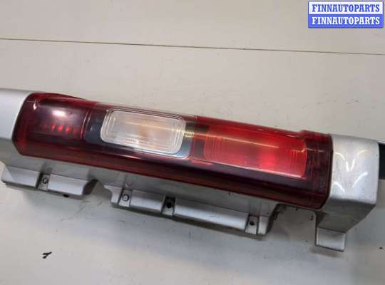 купить Накладка под фонарь на Renault Trafic 2014-2025