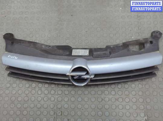 купить Решетка радиатора на Opel Astra H 2004-2010