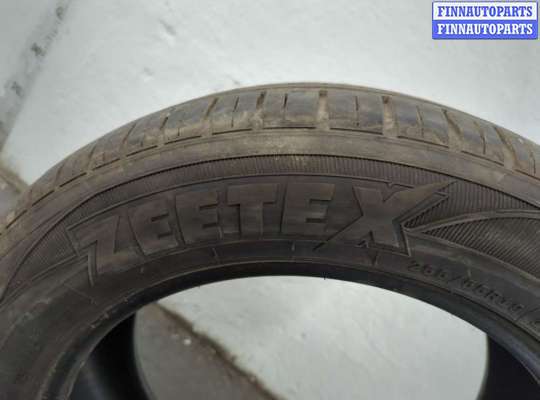 купить Шина на Land Rover Discovery 3 2004-2009